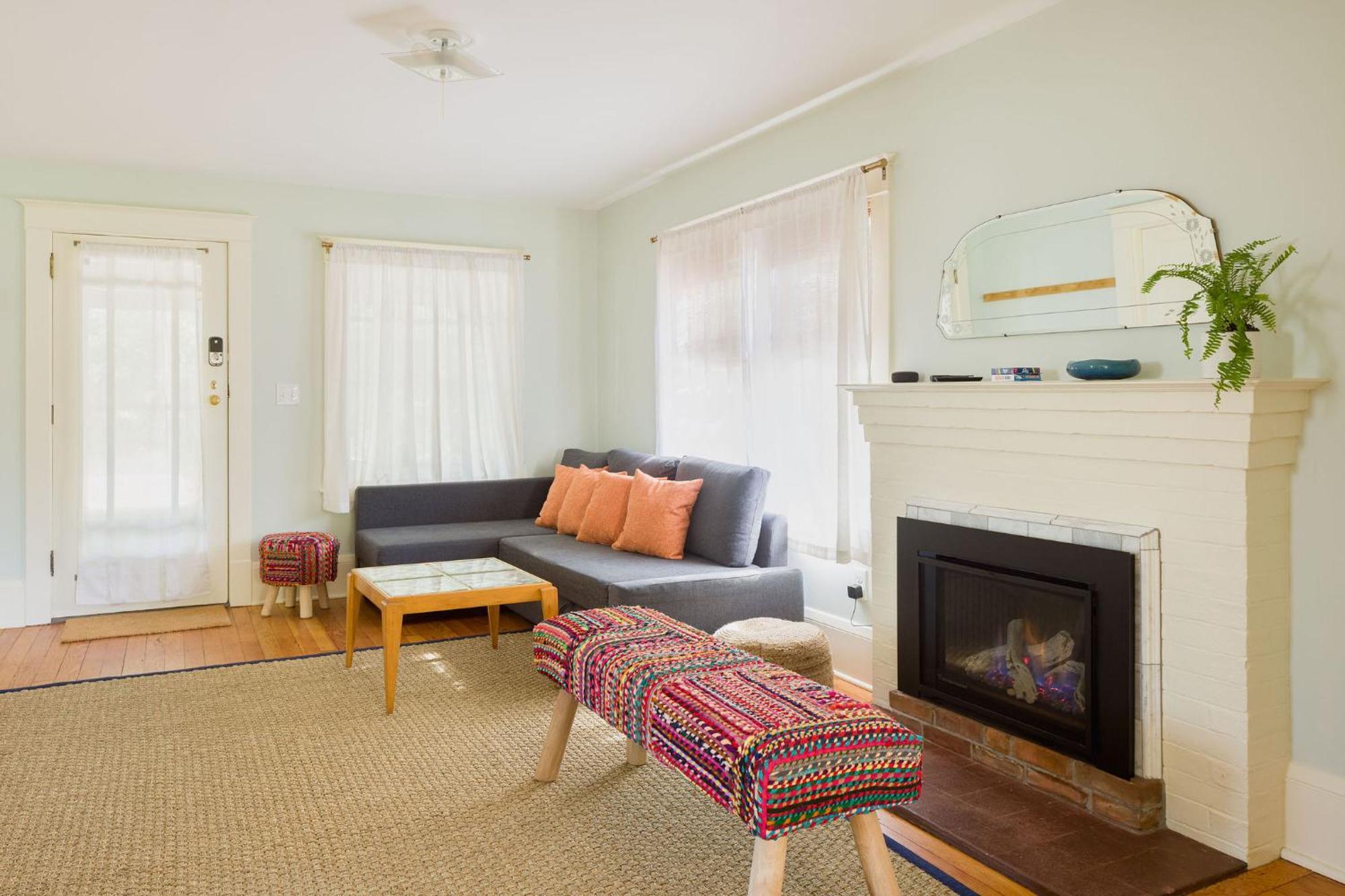 Queen City Bungalow & Cottages Burlington Exteriör bild