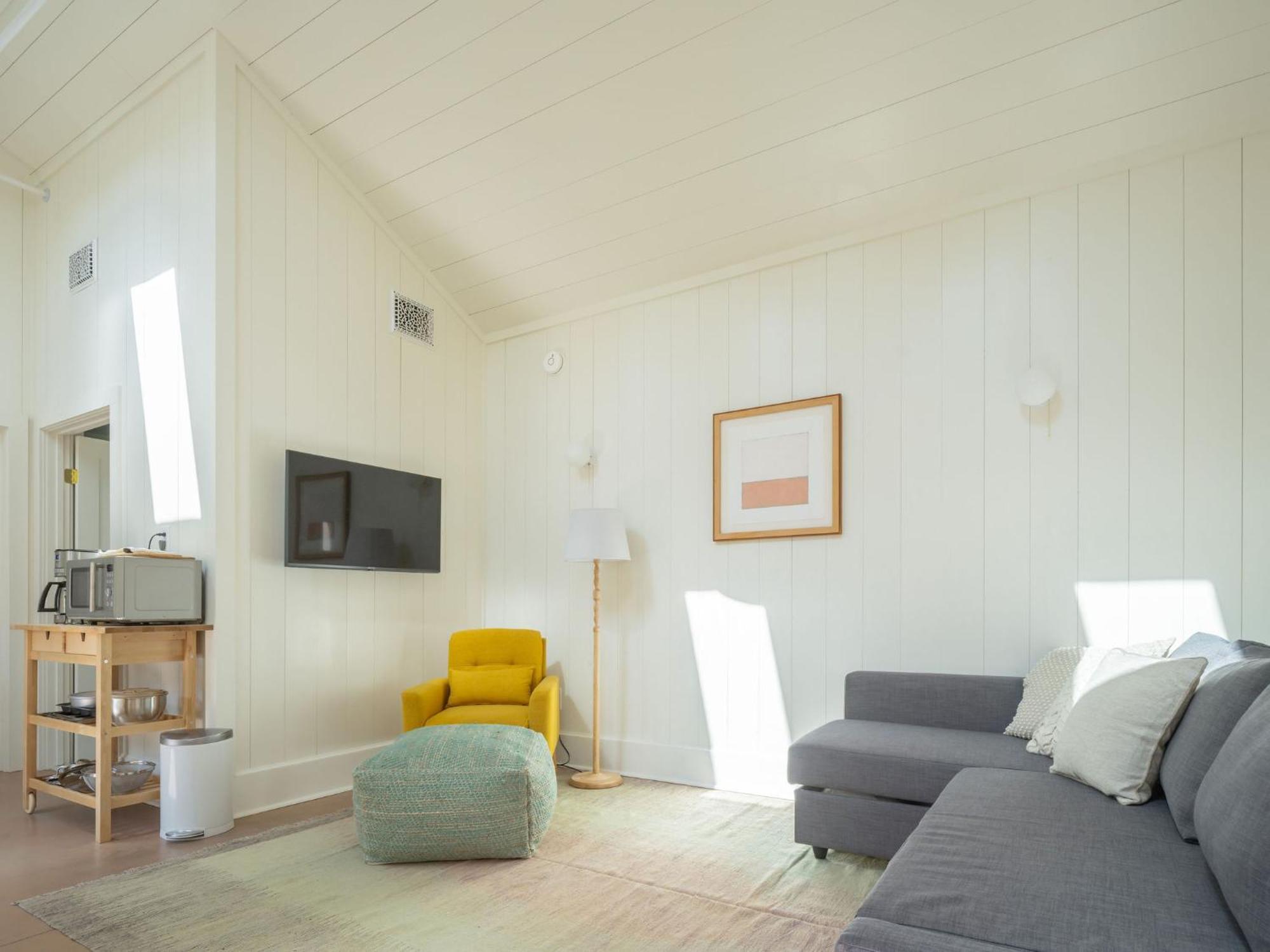 Queen City Bungalow & Cottages Burlington Exteriör bild